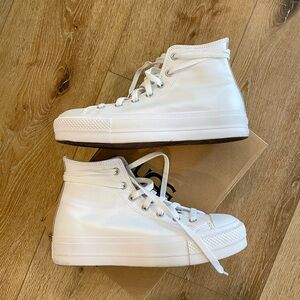 Converse Chuck Taylor Sneaker